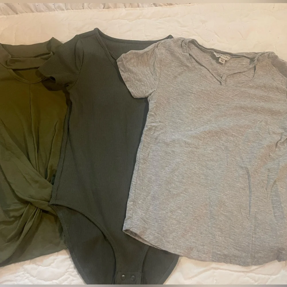 Green and Gray Kids Short Sleeve Tees